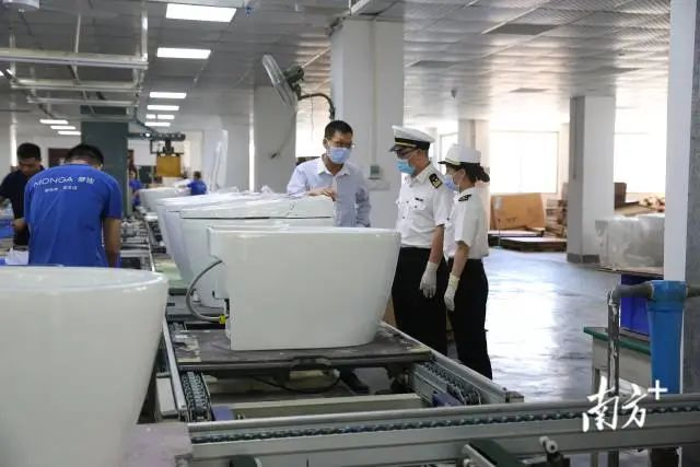 今年前8月潮州对四个金砖国家出口陶瓷货值5.9亿元，同比增长44.6%
