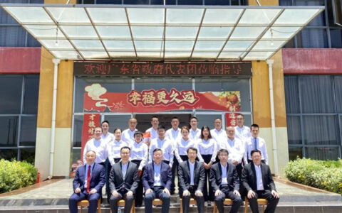广东省委常委、常务副省长张虎率团考察科达（肯尼亚）陶瓷