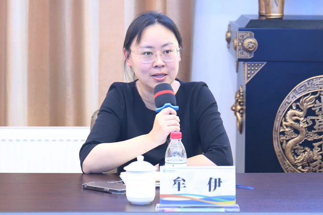 润泰股份与泰州学院开展合作交流