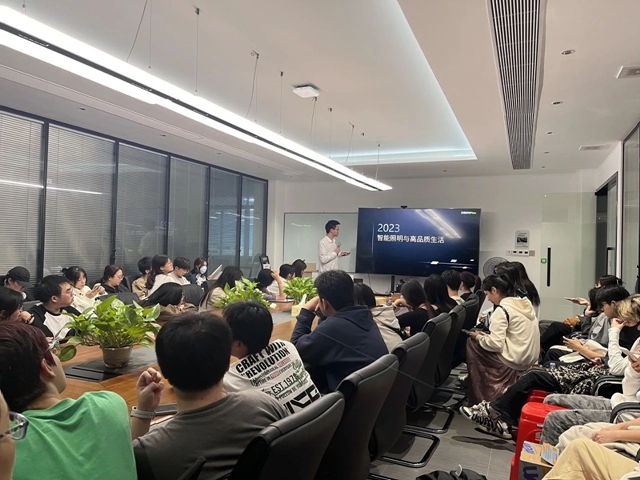 产学研合作再发力，三雄极光迎来大型研学团