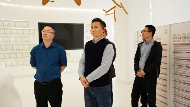学而思走进光明园迪，总裁座谈探讨合作新模式