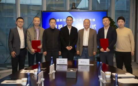 舒福德智能床首登凤凰卫视，携手《凤凰早班车》与世界说「早安」