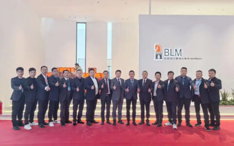 百利玛门窗×安义铝博会，重构新奢高定，引领行业新风潮！