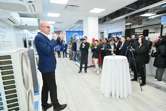 美的空调北美首家HVAC旗舰展厅正式开业， 专业渠道突破迎新里程碑