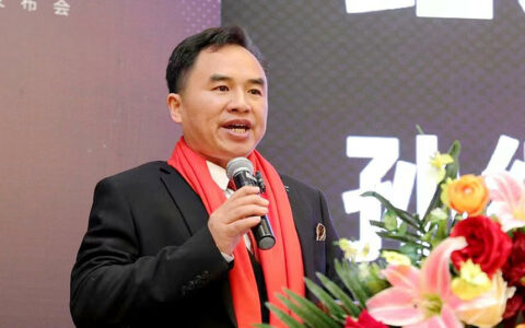 路易诗兰新品发布！把净醛解苯艺术漆作为发展新动力