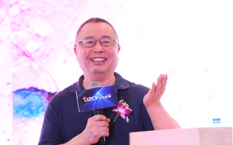 大正彩翼雷洪正：未来是高端涂饰定制时代