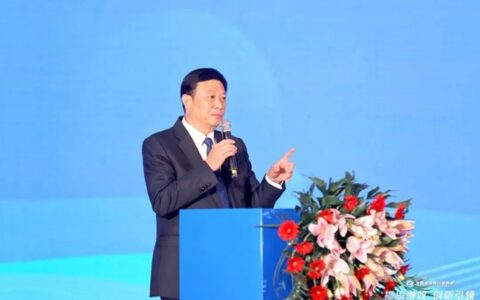 刘普军会长出席河南省涂料行业二届五次会员大会暨创新赋能论坛并致辞