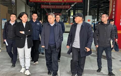 四川省能源局新能源处处长何茂荣莅临门窗公司考察调研
