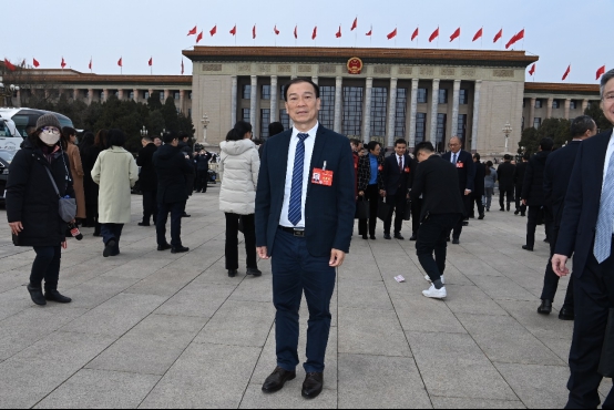 黄达昌：水性涂料废弃包装桶要加强鉴别管理