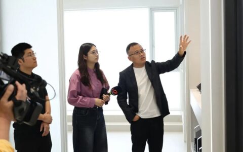 强对流天气频发，罗兰西尼接受佛山电视台采访，共筑门窗安全防线