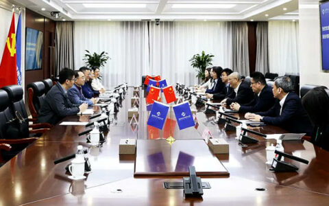 富思特董事长郭祥恩率团到访新兴集团，共绘B+C+T全方位战略合作新蓝图