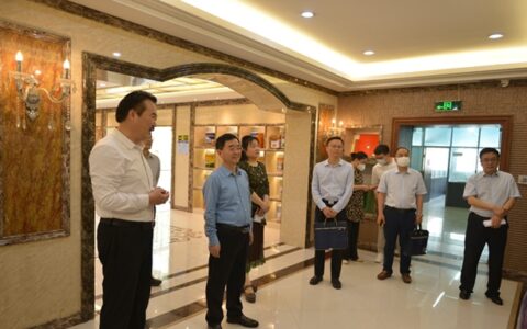 郑州市政协领导带领港澳台侨和外事委员会人员莅临德嘉丽集团调研