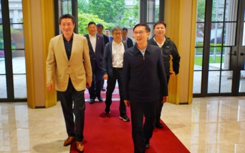 广西贺州市委李杰云书记一行莅临圣象集团考察指导