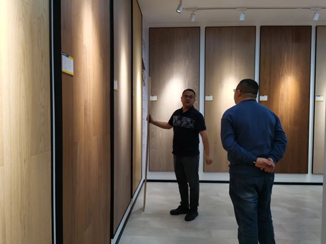 永吉总裁闫立鹏携公司领导一行莅临江苏市场及安徽蚌埠门店考察指导