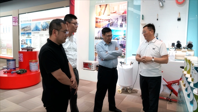 济南起步区管委会与济南先行投资集团高层领导率团莅临富思特考察交流
