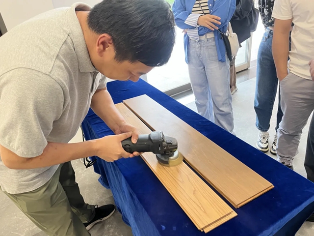 世友地板X江西丛一楼装饰战略合作签约仪式顺利举行