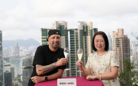 安吉尔携手“快乐小鸡”IP，以时尚活力为净饮水生活增韵添彩