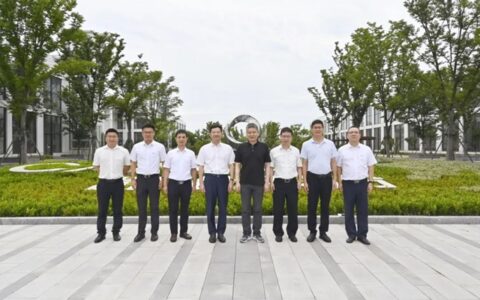 黄冈市委常委、副市长荣先国一行莅临凯伦股份交流考察