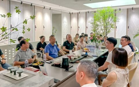马可波罗控股总裁谢悦增到莆田、泉州终端一线走访调研