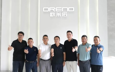 兴国长岗乡党委黄鹏书记一行莅临欧莱诺门窗参观指导