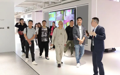 世友地板总裁倪月忠一行到访重庆兄弟装饰参观交流