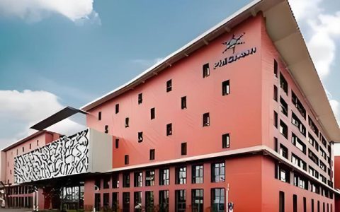 光纤涂料龙头上市十年来，首次年中分红