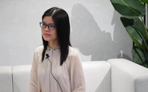 北新嘉宝莉夏娟：用坚守与热爱铺就公益之路