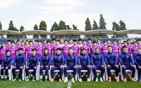 张琳艳回归北京东方雨虹女足：冠军基因共筑绿茵荣耀