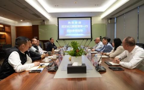 武汉市长江新区领导一行莅临卓宝考察交流