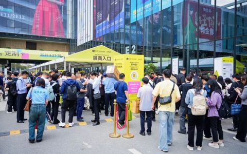 巴德士携手意大利Novacolor闪耀亮相2025广州定制家居展