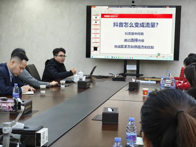 金牌卫浴召开4月石家庄、重庆区域交流会，赋能经销商共赢市场