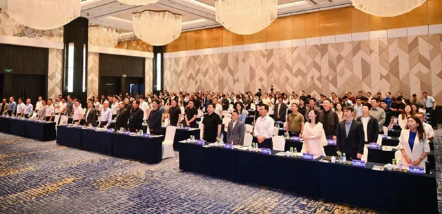 展辰新材获评“2025年中国木门窗及定制家居行业最具合作价值伙伴”​