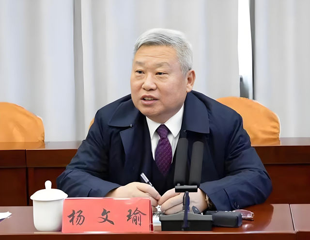 两年巨亏1.8亿，乳液龙头如何翻盘？董事长出面回应