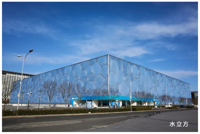 北新建材品牌案例登上中国大连高级经理学院央企培训课堂