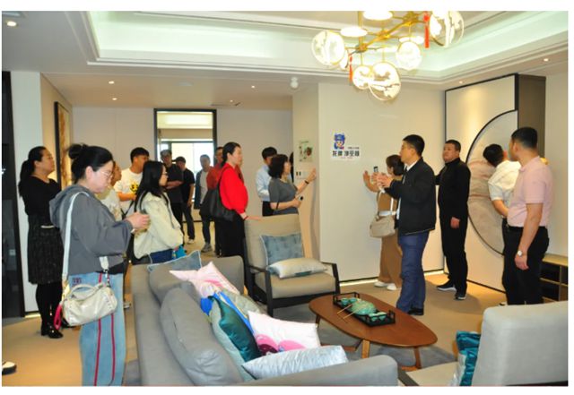 嘉宝莉核心经销商走进北新建材