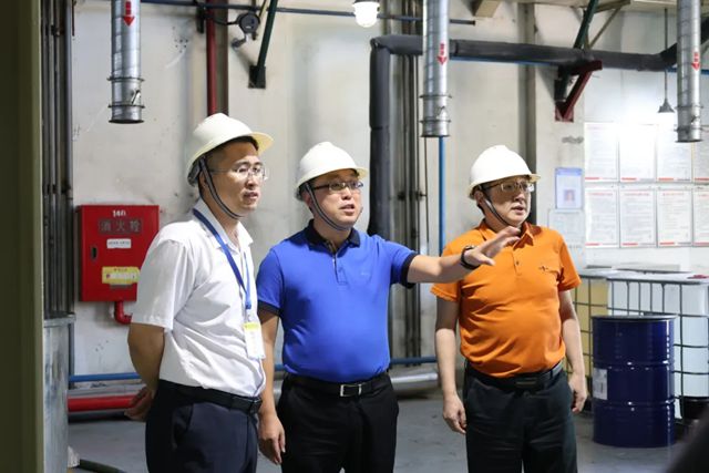 三峡油漆与鸽牌公司举行战略合作签约仪式