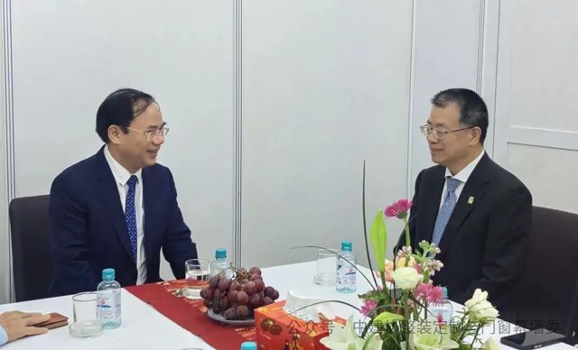 秦占学会长应邀出席“2025越南（河内）国际绿色建材及智能家居展览会”