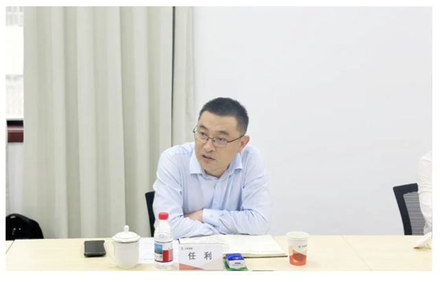 北新建材召开海南北新项目交接会