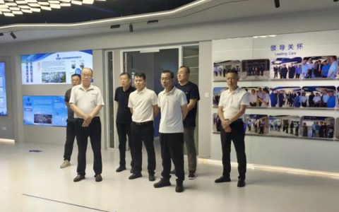 中铁物资集团党委副书记于俊海一行到孚日宣威考察