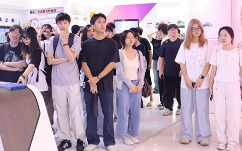 珠海科技学院师生赴展辰新材珠海工厂参观交流