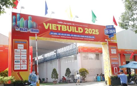 VIETBUILD2025 越南铝型材展启幕，睿智涂料惊艳亮相