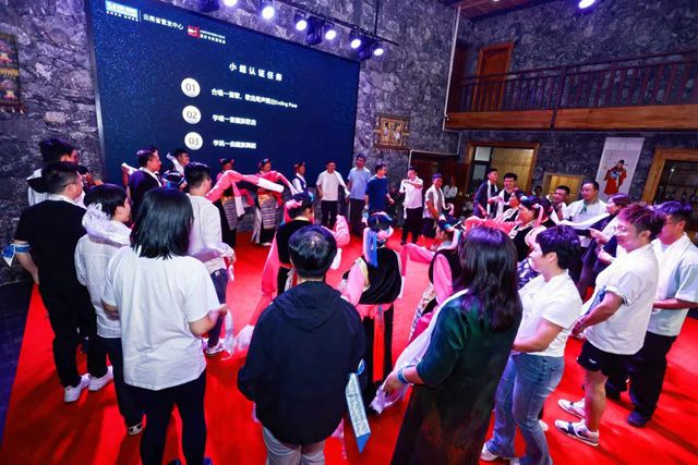 卡百利「觅色」设计师游学：步履量山河，色彩绘天地
