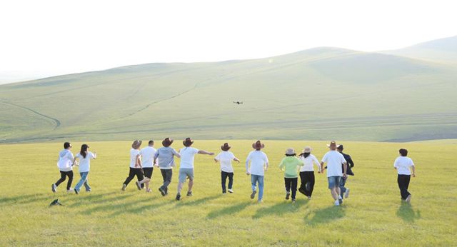 卡百利「觅色」设计师游学：步履量山河，色彩绘天地