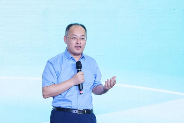 无缝——百得胜水漆柜体重磅发布，共启家居无缝新时代
