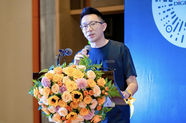快翻神器来了！数码彩这波王炸操作，让老房秒变精装房
