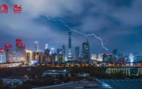 风雨同行，东方雨虹闻“汛”而动
