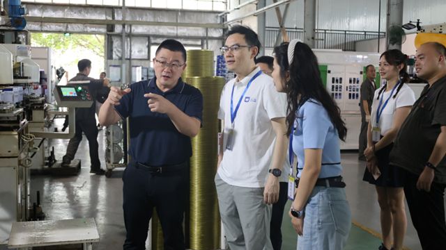 重庆理工大学MBA学院到访三峡油漆