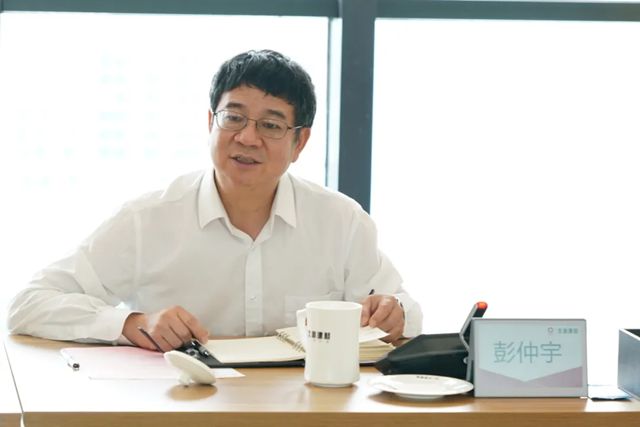 北新建材与昌房公司签署战略合作协议