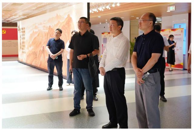 北新建材与昌房公司签署战略合作协议