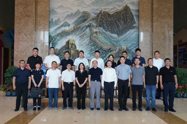 北新建材与昌房公司签署战略合作协议